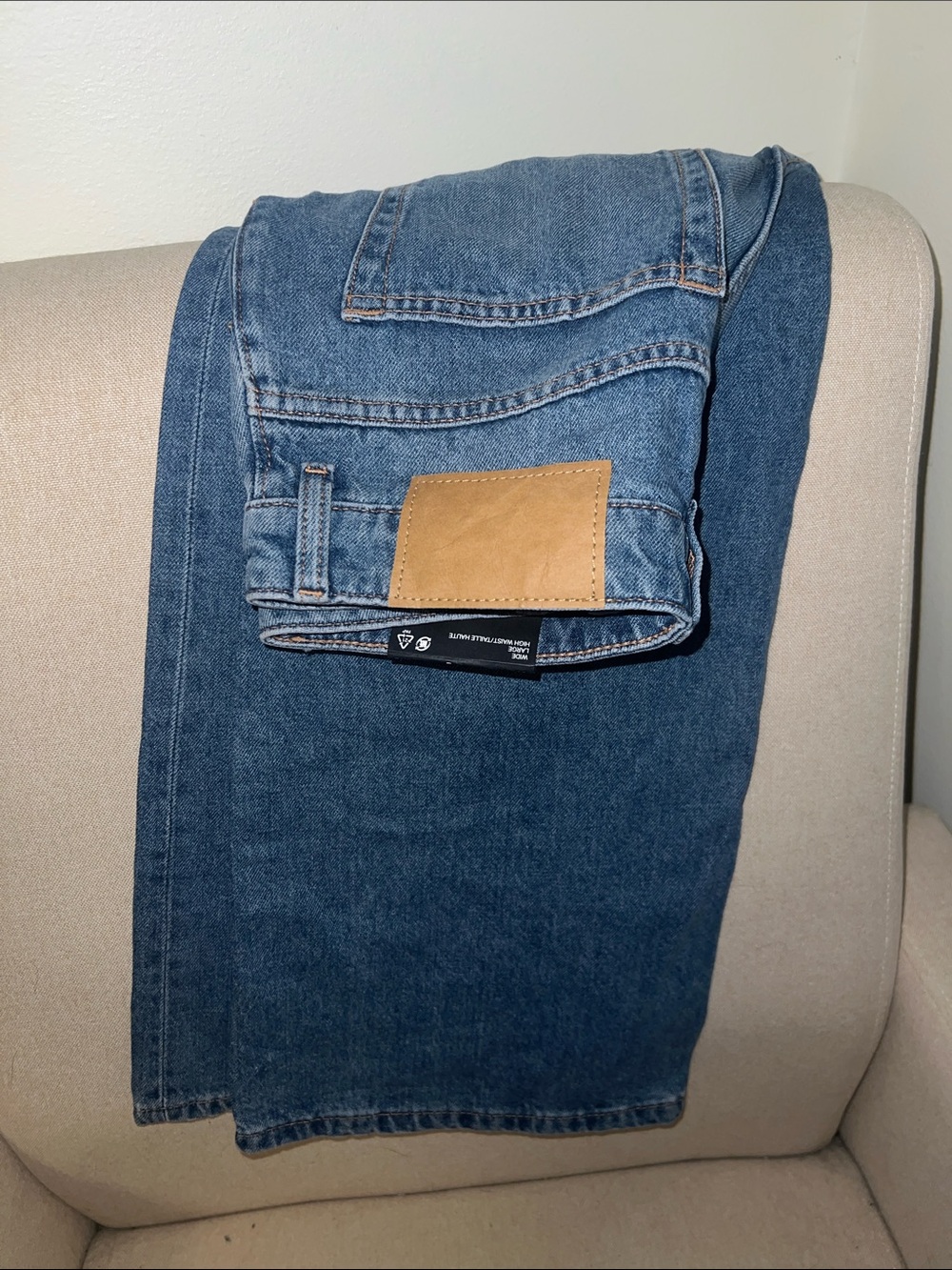 Wide-Leg High-Waisted H&M Jeans